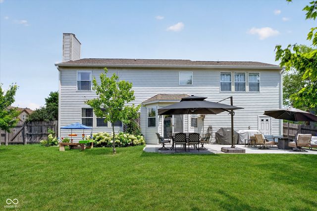 7 E Wisteria Way, Westfield, IN 46074