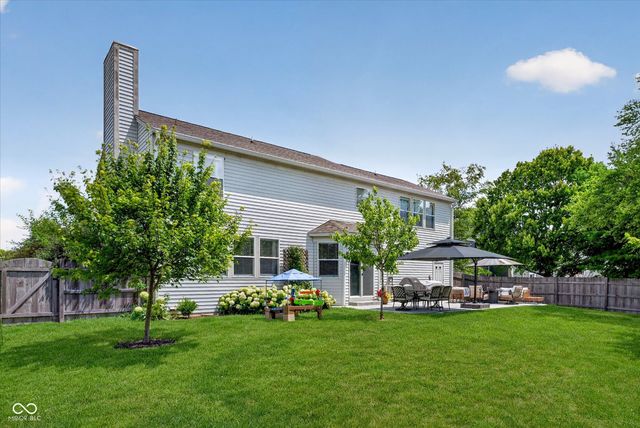 7 E Wisteria Way, Westfield, IN 46074