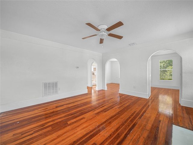 434 E TILLMAN AVENUE, Lake Wales, FL 33853