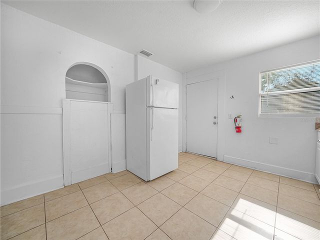 434 E TILLMAN AVENUE, Lake Wales, FL 33853