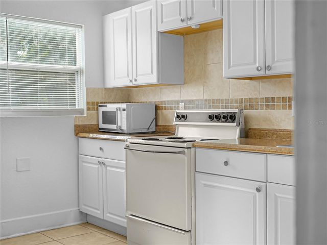 434 E TILLMAN AVENUE, Lake Wales, FL 33853