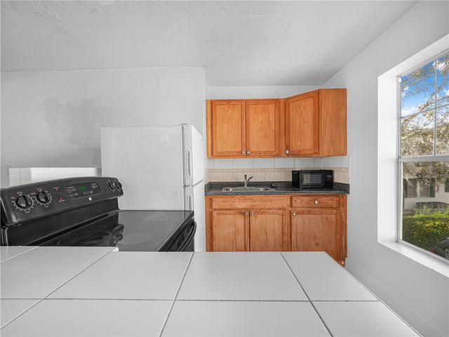 434 E TILLMAN AVENUE, Lake Wales, FL 33853