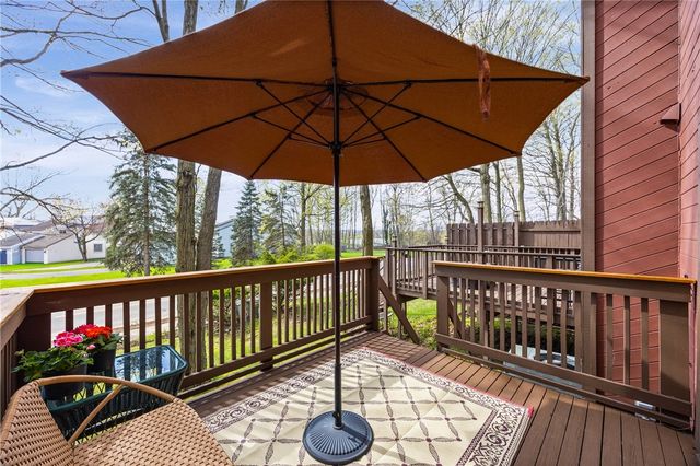 26 Broxbourne Drive, Perinton, NY 14450