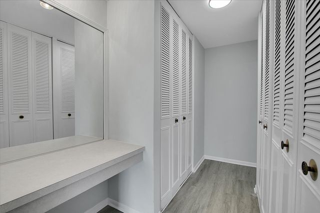 245 S Park Lane 321, Palatine, IL 60074