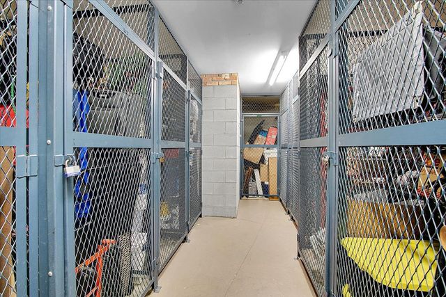 245 S Park Lane 321, Palatine, IL 60074