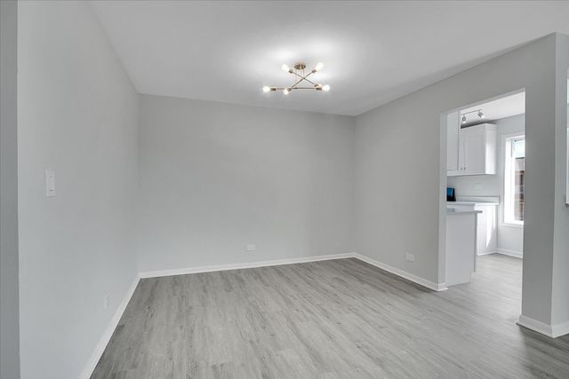 245 S Park Lane 321, Palatine, IL 60074