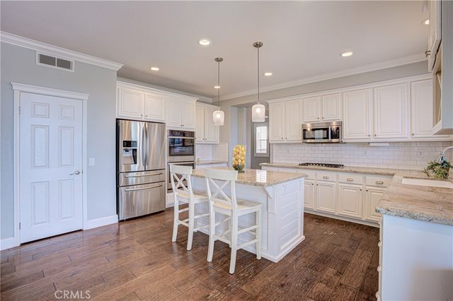 35682 Peppermint Place, Murrieta, CA 92562