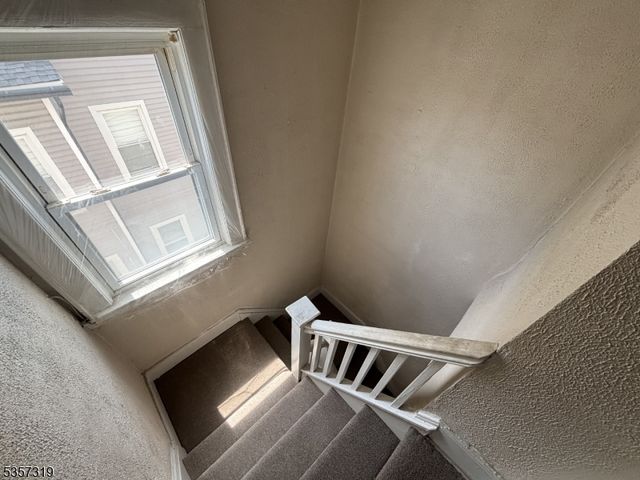 262 Schley St, Newark City, NJ 07112