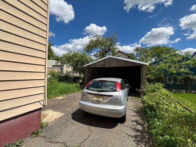 262 Schley St, Newark City, NJ 07112