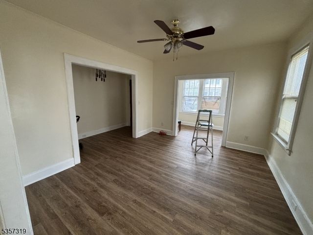 262 Schley St, Newark City, NJ 07112