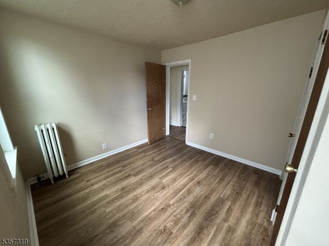 262 Schley St, Newark City, NJ 07112