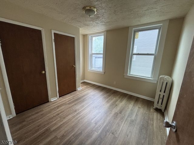 262 Schley St, Newark City, NJ 07112