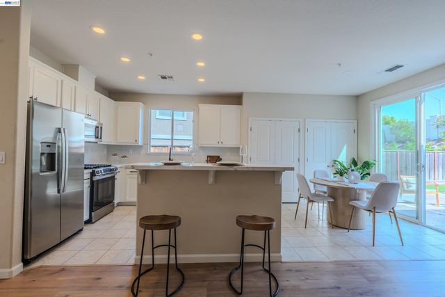 2586 Tampico Dr, Bay Point, CA 94565