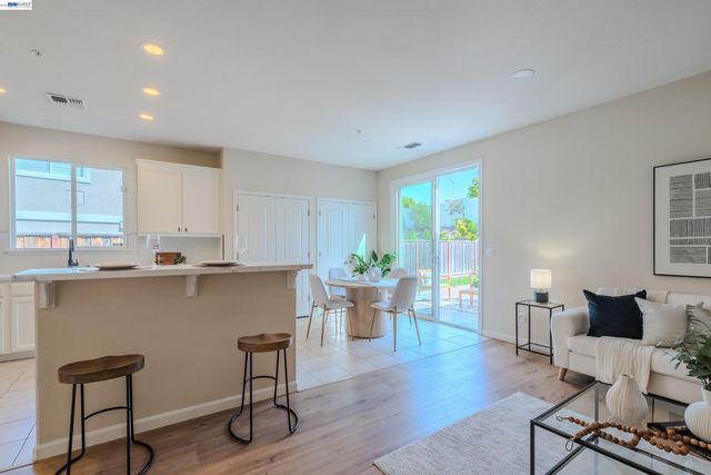 2586 Tampico Dr, Bay Point, CA 94565