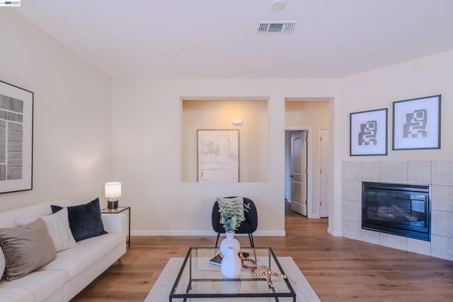 2586 Tampico Dr, Bay Point, CA 94565