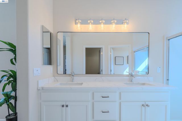 2586 Tampico Dr, Bay Point, CA 94565