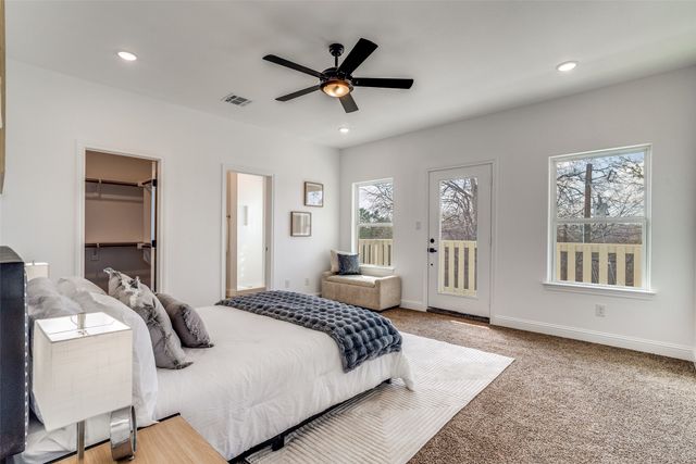 2621 Hillside Drive, Granbury, TX 76048