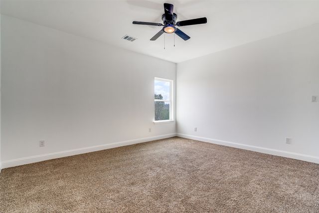 2621 Hillside Drive, Granbury, TX 76048