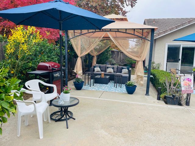 2873 Mitchell Avenue, Clovis, CA 93611