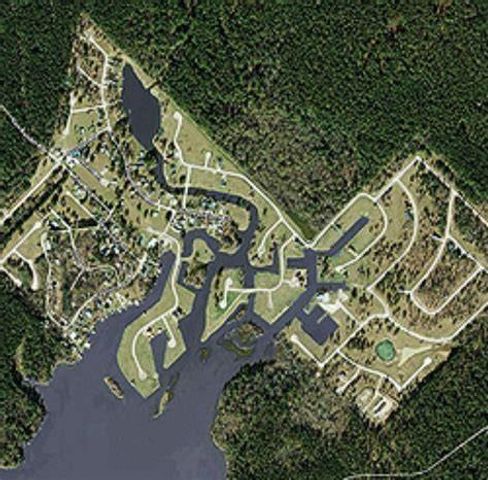 78 Hillsborough Drive, Huntsville, TX 77340