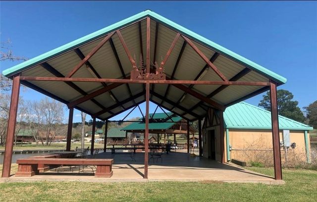 78 Hillsborough Drive, Huntsville, TX 77340