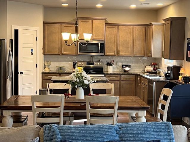 1056 Monticello Drive, Monroe, GA 30655