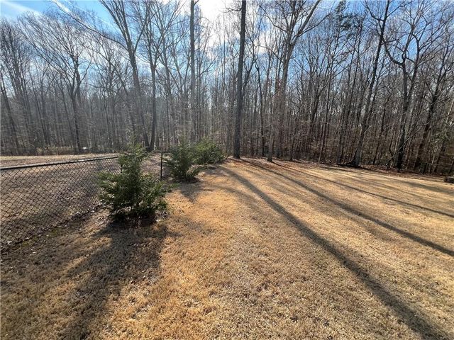 1056 Monticello Drive, Monroe, GA 30655