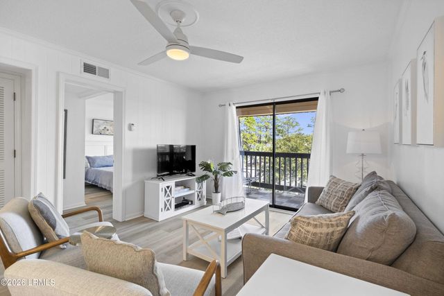 40 Folly Field Rd Apt C22, Hilton Head Island, SC 29928