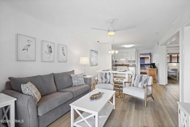 40 Folly Field Rd Apt C22, Hilton Head Island, SC 29928