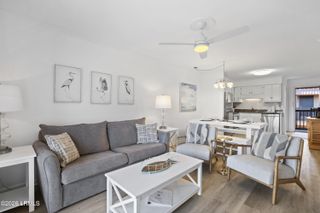 40 Folly Field Rd Apt C22, Hilton Head Island, SC 29928