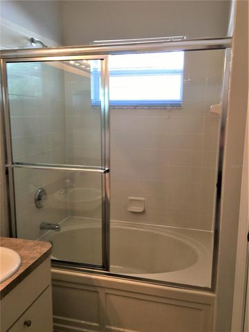 904 15TH STREET NE, Ruskin, FL 33570