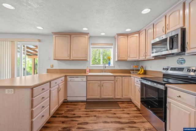 8797 Box Elder St, Corvallis, OR 97330
