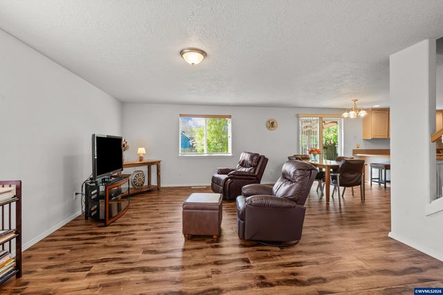 8797 Box Elder St, Corvallis, OR 97330