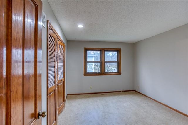 16025 Meadow Lane, Stilwell, KS 66085