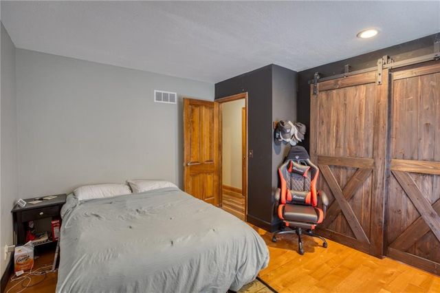 16025 Meadow Lane, Stilwell, KS 66085