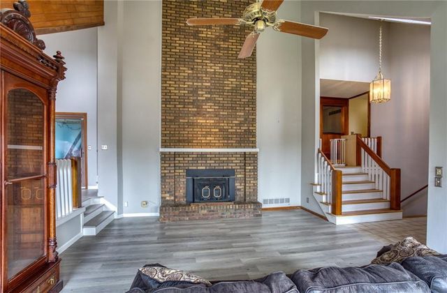 16025 Meadow Lane, Stilwell, KS 66085