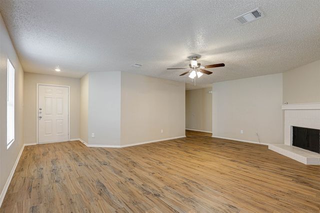 520 Brasenose Street, Fort Worth, TX 76036