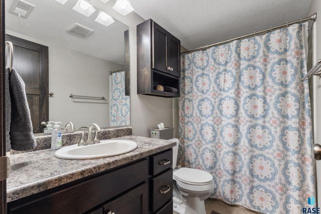 7400 E Corinth St Street, Sioux Falls, SD 57110