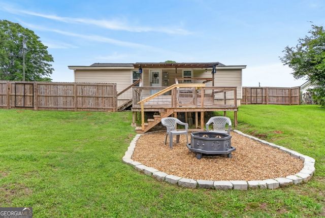 1199 Youngs Mill Road, Lagrange, GA 30241