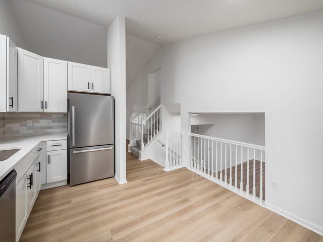 219 Pinoak Court, Delaware, OH 43015