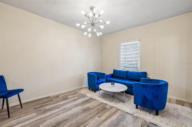 8514 N BRANCH AVENUE, Tampa, FL 33604