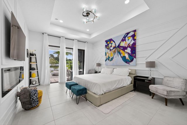 8252 Essex Country Club Drive, Boca Raton, FL 33434