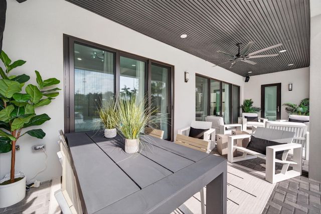 8252 Essex Country Club Drive, Boca Raton, FL 33434