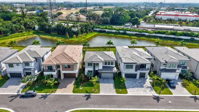 8252 Essex Country Club Drive, Boca Raton, FL 33434