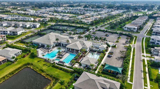 8252 Essex Country Club Drive, Boca Raton, FL 33434