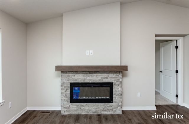 595 NW Compass Avenue, Waukee, IA 50263