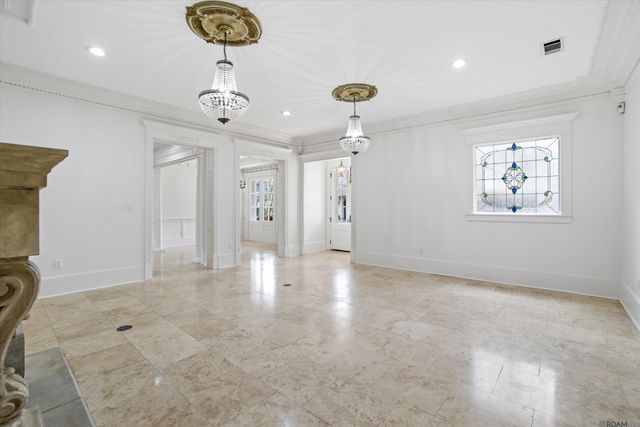 926 Crown Alley, Baton Rouge, LA 70806