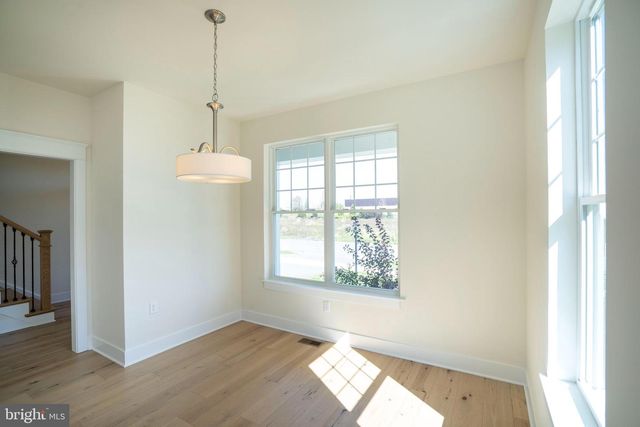 142 APPLE VIEW DR, State College, PA 16801