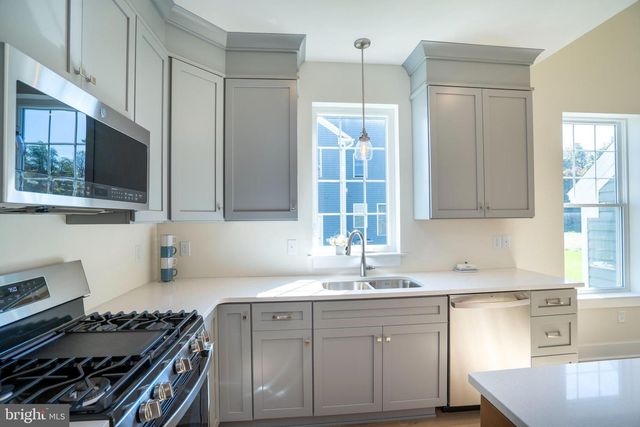 142 APPLE VIEW DR, State College, PA 16801