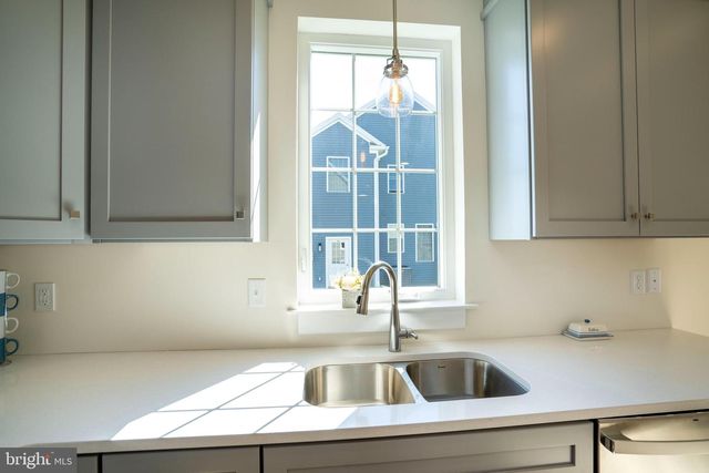 142 APPLE VIEW DR, State College, PA 16801